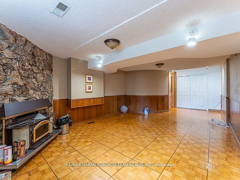 35 Brumwell St — Photo 35