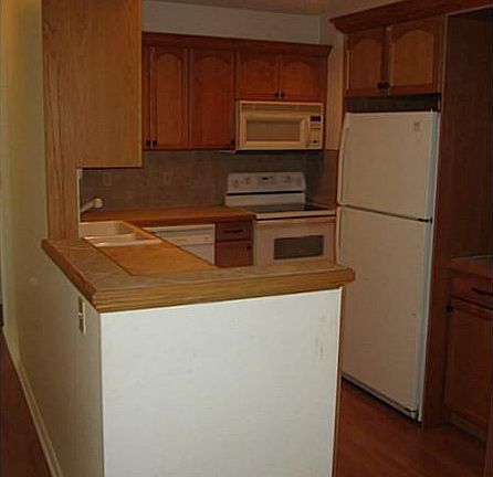 4th image of 2190 NE 68th St APT 504
