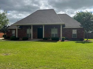 5717 W Kayleigh Ln, Lake Charles, LA 70605