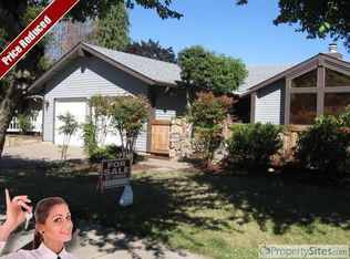 1085 Calvin St, Eugene, OR 97401