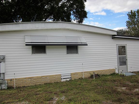 3rd image of 112 W Sterling Way
