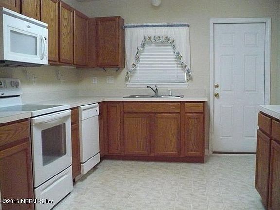2nd image of 5633 Village Pond Cir
