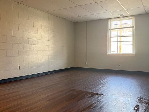 2nd image of 1743 Culbertson Ave #102