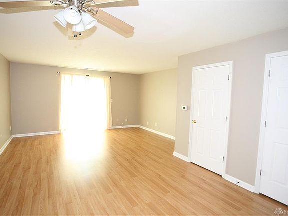 3rd image of 7814 Port Cir