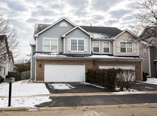 1337 Derby Ln, Mundelein, IL 60060