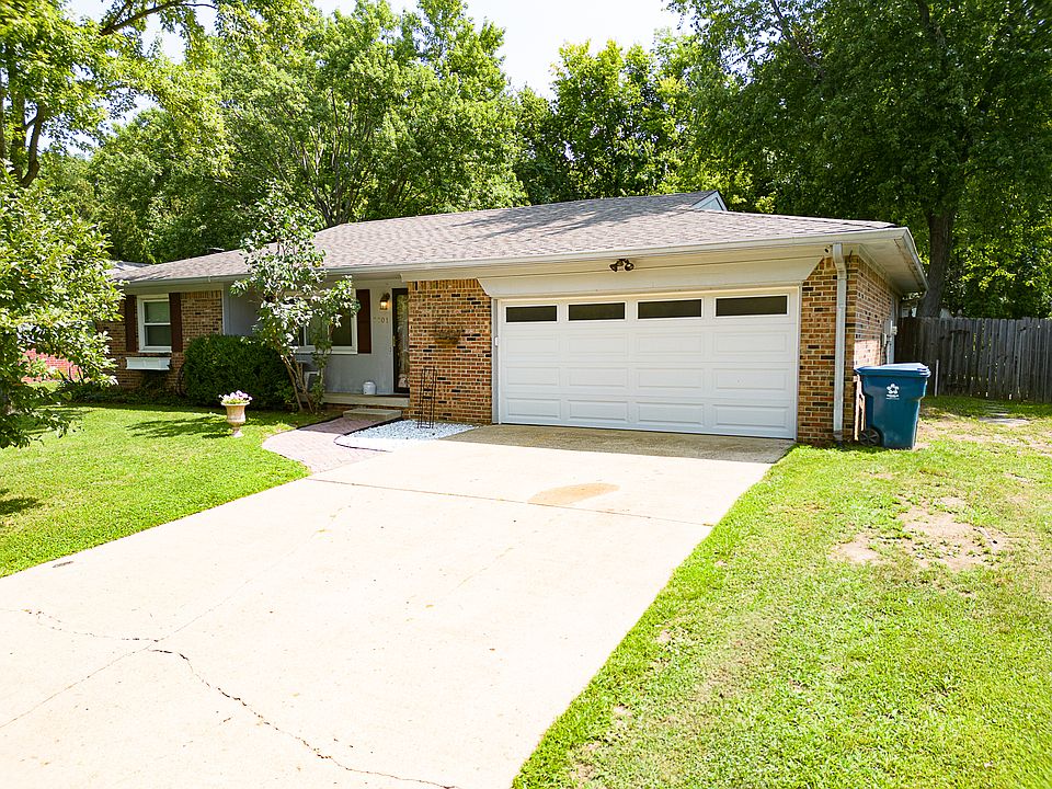 1st image of 7701 Venetian Way