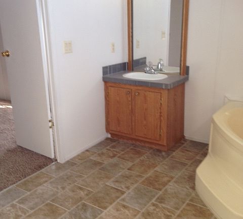 3rd image of 3915 Northrise Dr