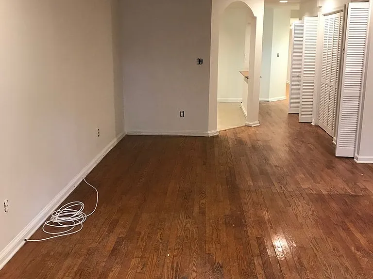 1364 Kenyon St NW — Photo 19