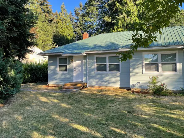 2102 W 28th St, Vancouver, WA 98660