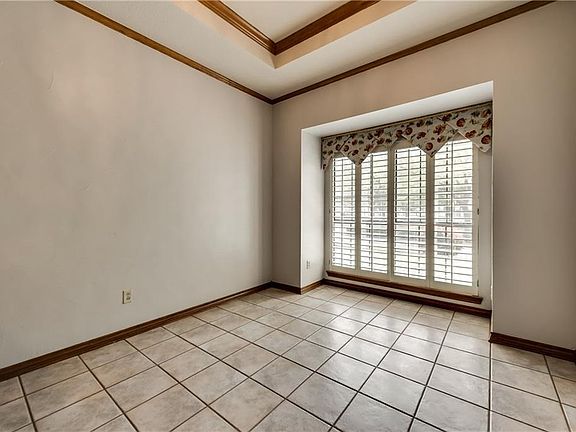 5th image of 5109 W Plano Pkwy