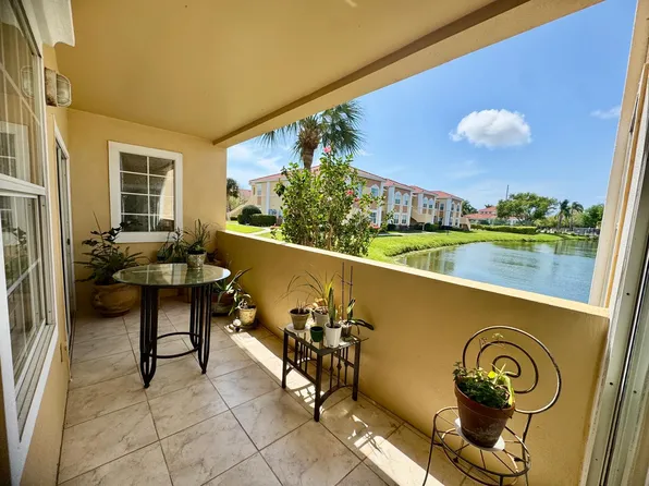 1015 Villagio Cir Unit 108, Sarasota, FL 34237