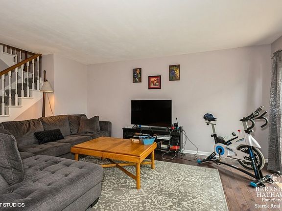 5th image of 1131 Leicester Ct