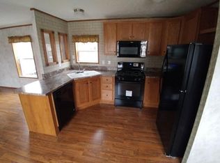 9 Maple Ln, Weedsport, NY 13166