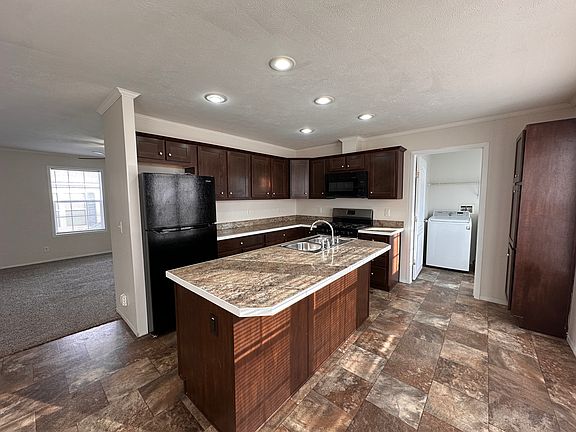 3rd image of 46212 Chadsworth Dr #350