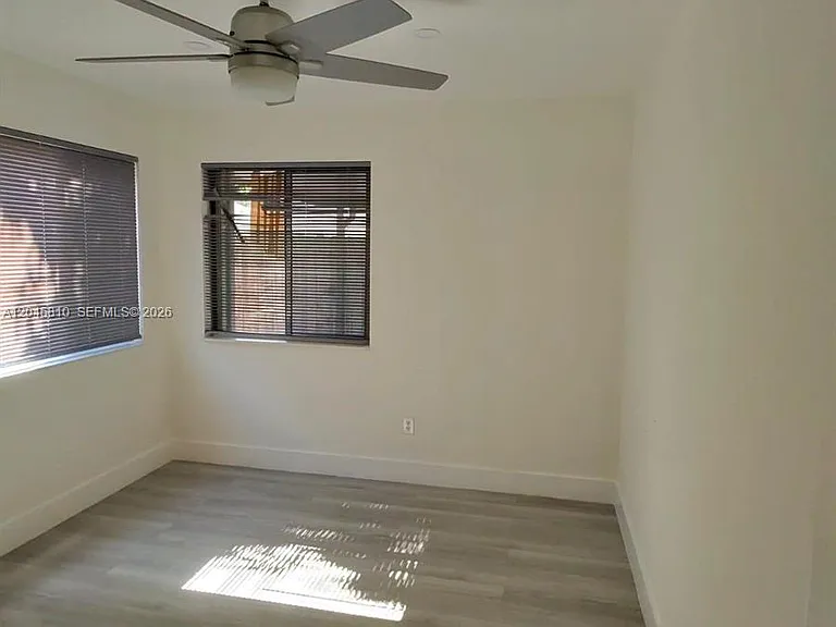 1430 SW 85th Ter — Photo 11