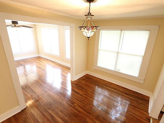4th image of 3433 W Gonzalez St