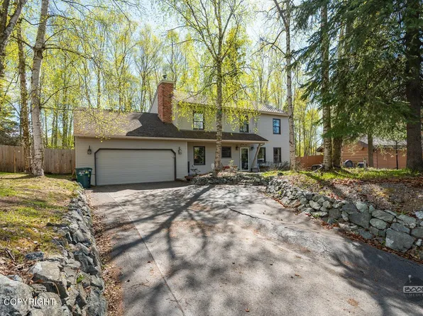 720 Breakwater Cir, Anchorage, AK 99515