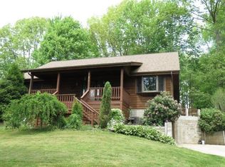 21840 Matthew Ln, Saegertown, PA 16433