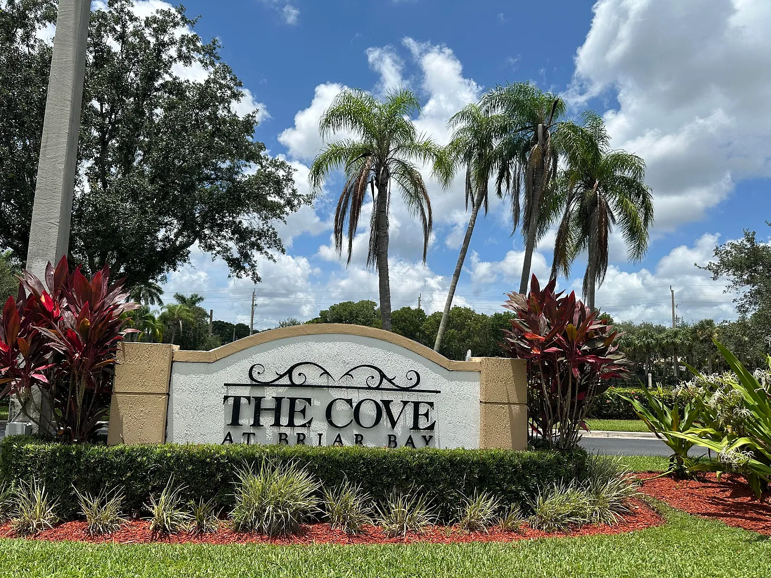 2 bed, 2.0 bath, 863 sqft, $1,850 — Photo 3