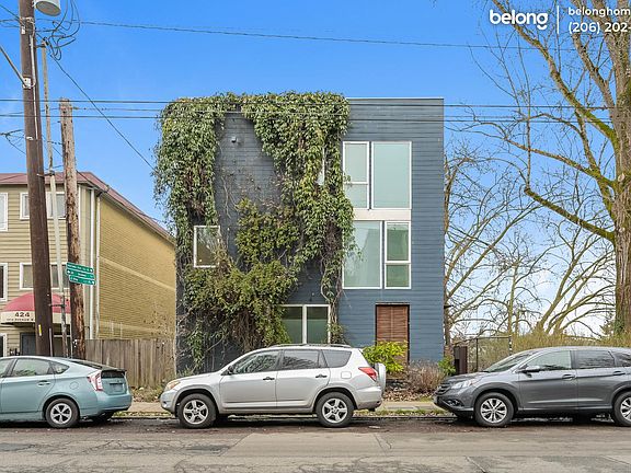 2nd image of 418 19th  Ave E #D