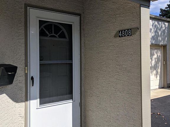 3rd image of 4808 Moreland Dr W