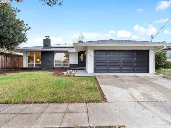 565 Lagunitas Ln, Hayward, CA 94544