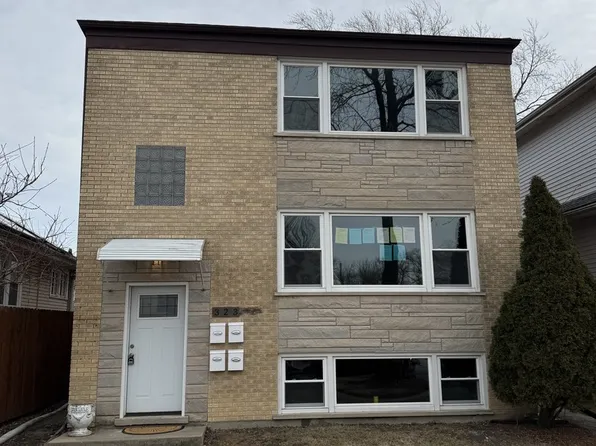 323 22nd Ave, Bellwood, IL 60104