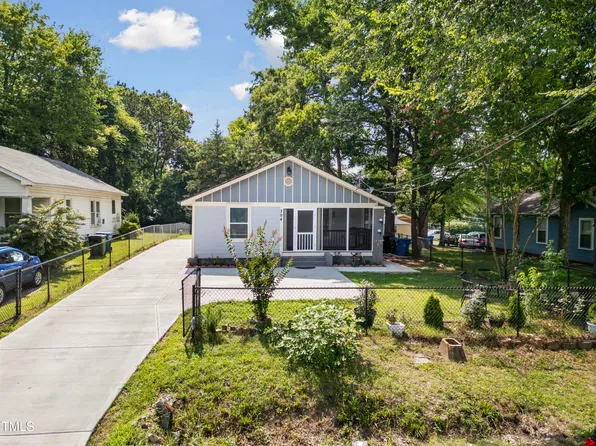 304 Spring St, Durham, NC 27703