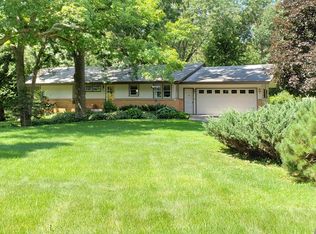 3616 Arbor Ln, Minnetonka, MN 55305
