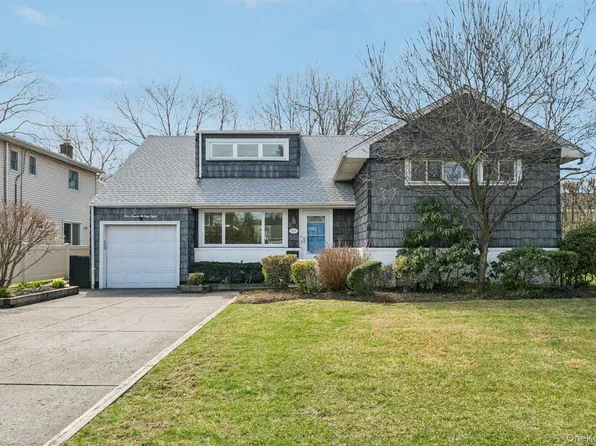 168 Glenmore Street, East Williston, NY 11596