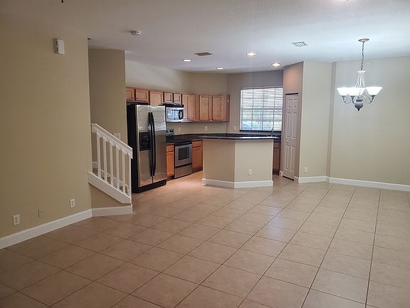2nd image of 2477 SE Pineland Dr