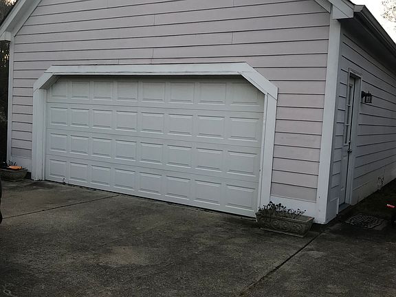 2 car garage 