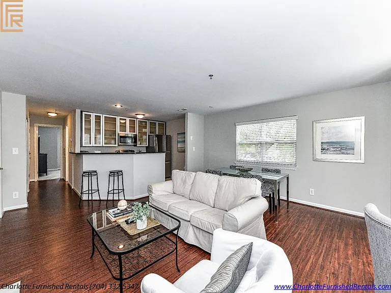 509 Graham St #2 — Photo 9