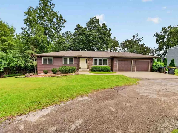 164 Hummingbird Ln, Iowa City, IA 52245
