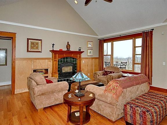 Living Room Area with Views!