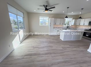 1314 Crown Way, Paso Robles, CA 93446