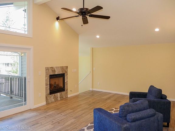 5th image of 13965 Crestview Cir NW