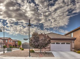 31 Bay Course Ct, Las Vegas, NV 89148