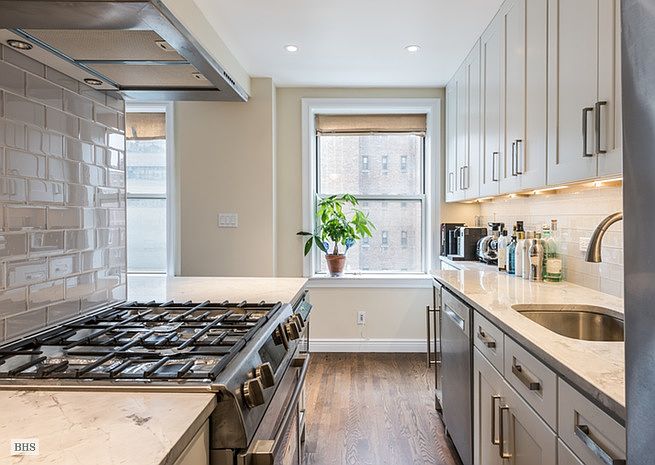 1st image of 433 W 34th St APT 8J