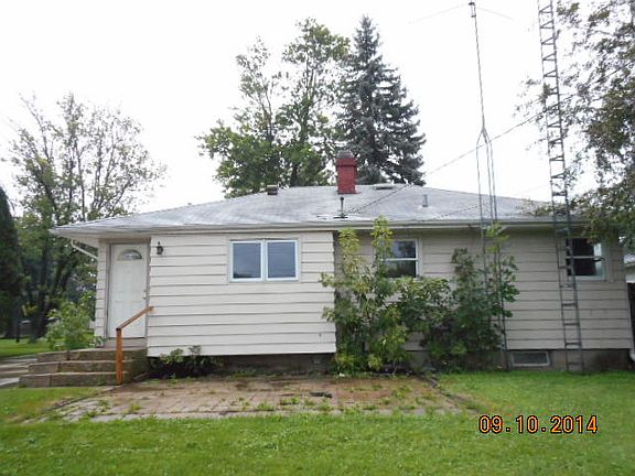 2nd image of 1703 W Illinois Ave