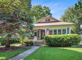 2019 Glenview Rd, Glenview, IL 60025