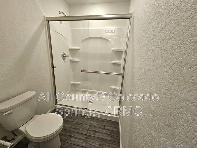 9256 Lytle Grv — Photo 11