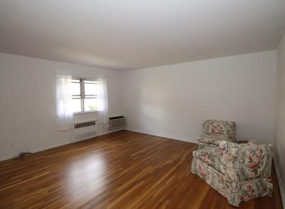 2nd image of 179 S Highland Ave #179