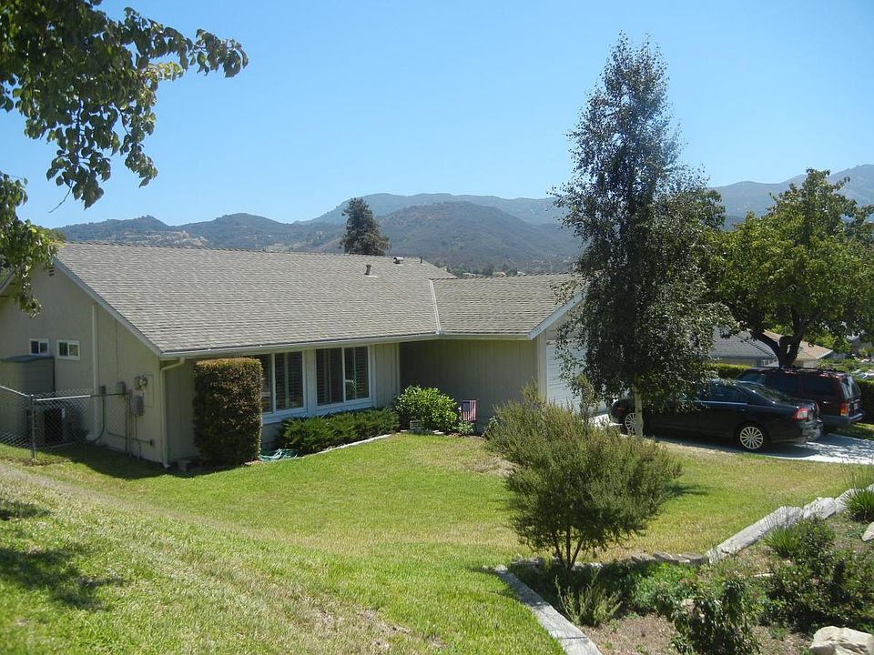 1st image of 772 S Kenmore Cir