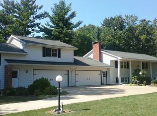 307 W Clara Ave, Peoria, IL 61614