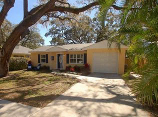 711 Scotland St, Dunedin, FL 34698