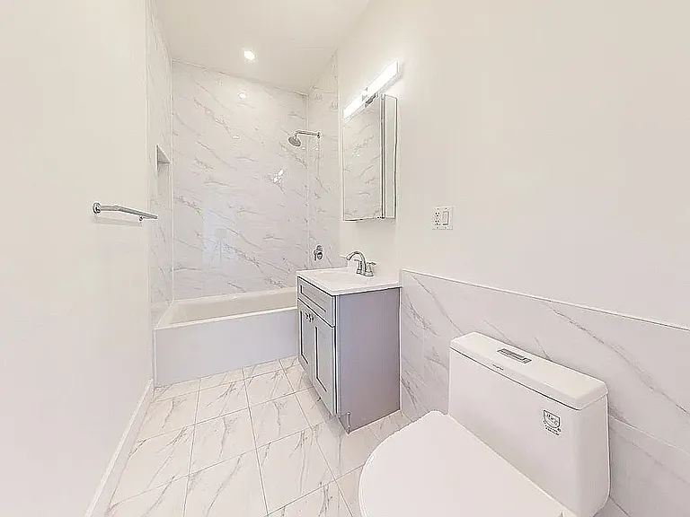 99 Grove St #3R — Photo 5