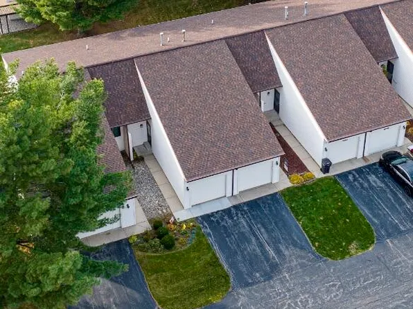 3487 Stoneglen Ln SW, Wyoming, MI 49519