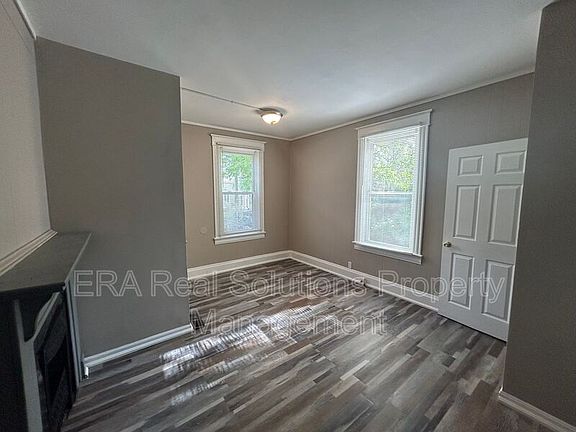 3rd image of 1173 Atwood Ave