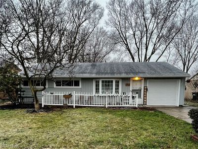 374 Adrian Dr, Berea, OH, 44017